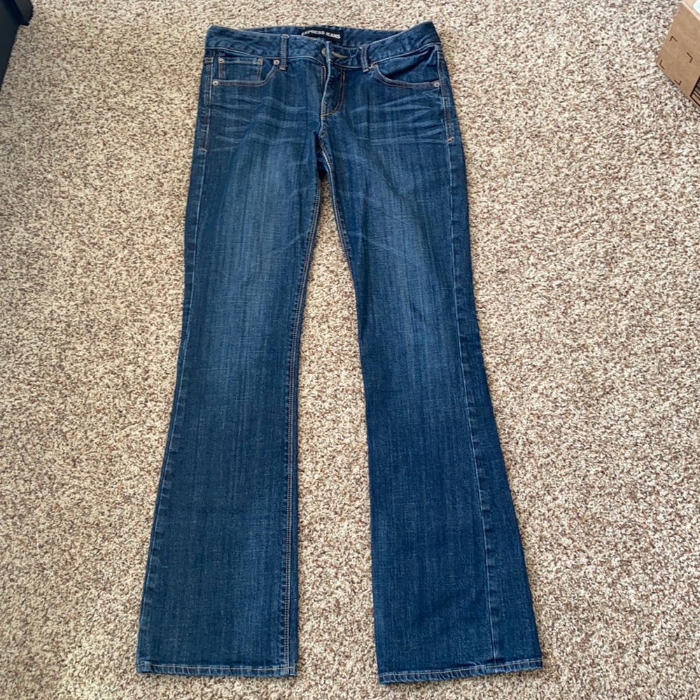 Low rise boot cute jeans